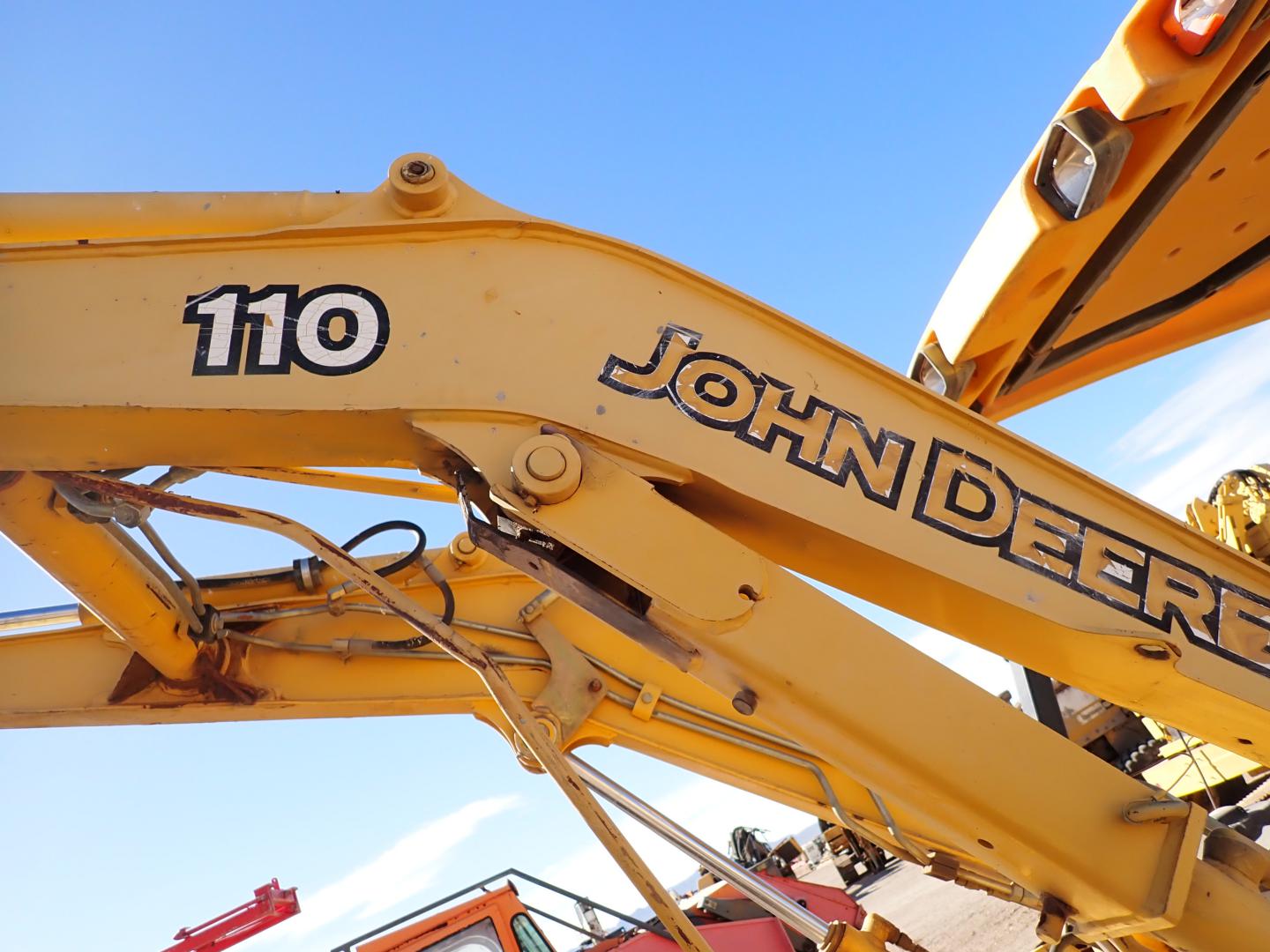 ./imagenes/INVOICE/2019/16546/RETROEXCAVADORAJOHN DEERE_110 (28).JPG